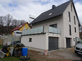 Terrassengeländer aus Edelstahl mit Glas Satinato