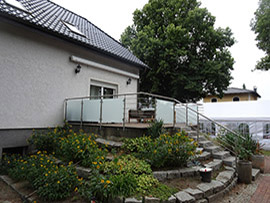 Glas- und Edelstahlstäbe, Geländer für Terrasse und Treppengeländer aus Edelstahl